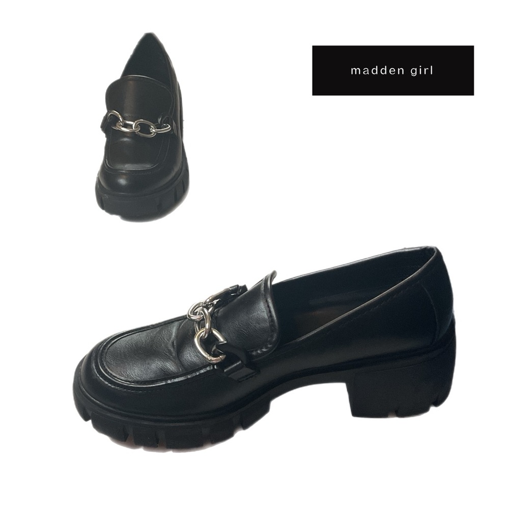 Madden Girl HOXTONN 9M Women Black Chunky Loafers Lug Sole silver chain